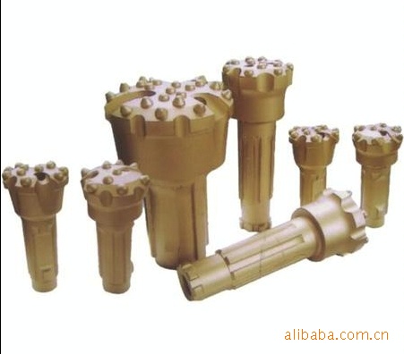 潜孔钻头突出体技术深度解析:提升破岩效率的精密工程