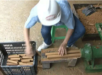 矿用炮泥机:现代爆破安全与效率的守护者